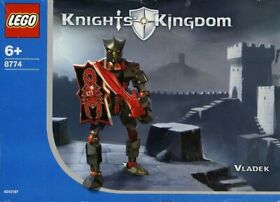 LEGO 8774 Knights Kingdom II VLADEK with Parts List 2004 100% COMPLETE