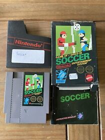 Gioco di calcio Nintendo 1985 NES scatola originale testato manuale. calcio!!! PAL raro