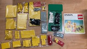 Vintage LEGO 375/6075 CASTLE WITH INSTRUCTIONS NO FIGURES / NO MINIFIGS