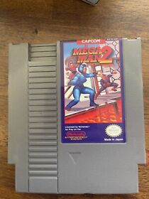 Mega Man 2 (NES)  Authentic , Clean Label. Nice !