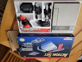 Original Nintendo NES Action Set Gray Console In Box w/ Zapper Gun And Game