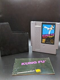 Kung Fu - Original Nintendo NES Game 1985 AUTHENTIC TESTED Sleeve and Manual