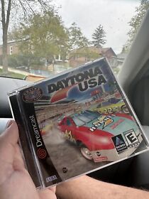 Daytona USA (Sega Dreamcast, 2001) COMPLETE (GREAT CONDITION)