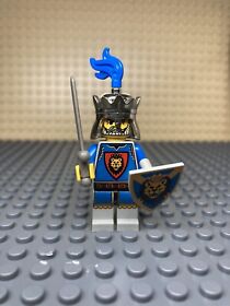 LEGO Castle Knights Kingdom 1 King Leo Minifigure Shield Sword 6091 6095 6098
