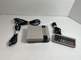 OEM Nintendo NES Mini Classic Edition CLV-001-30 Games, Cords Controller -Tested
