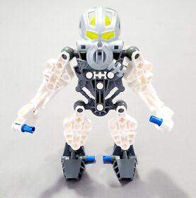 LEGO Bionicle 8954 Mazeka Battle Vehicle Complete Figure Only