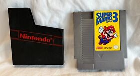 Nintendo NES 1985 Super Mario Bros. 3 Game Cartridge Japan NES-UM-USA-1