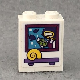 LEGO 3245cpb130 White Brick 1 x 2 x 2 W/ Inside Stud Holder W/ Diver (x1)