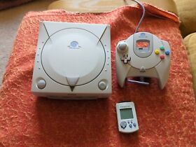Sega Dreamcast Video Game Console With Official Controller And VMU Memory Card