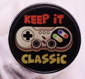 SNES Controller Metal Pin Badge Retro Gamer Nintendo NES 90s