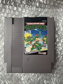 Teenage Mutant Hero Turtles Nintendo NES Cartouche + Manuel