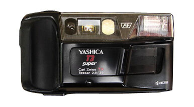 Top MINT 】 Yashica T4 Super D Black Point & Shoot 35mm Film Top MINT 】 Yashica T4 Super D Black Point & Shoot 35mm Film