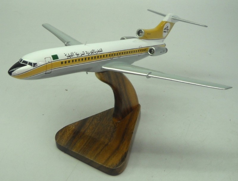 b-727 libyan air boeing b727 airplane wood model sml