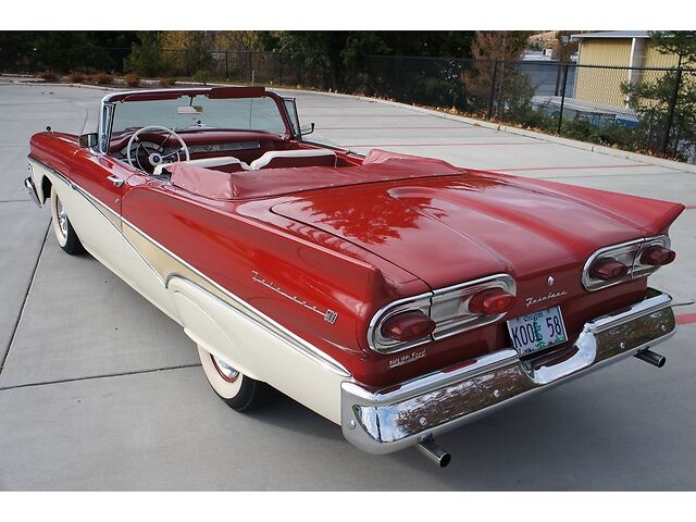 1958 Ford fairlane police interceptor #2