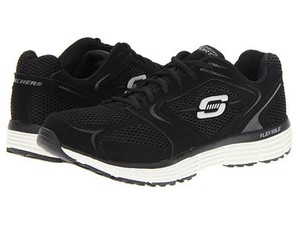 How to Choose the Best Mens Sneakers for Your Lifestyle