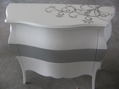 COMO' BOMBATO CONSOLLE BIANCO CON DECORO  IMANIGLIE SWAROSKY PERSONALIZZABILE