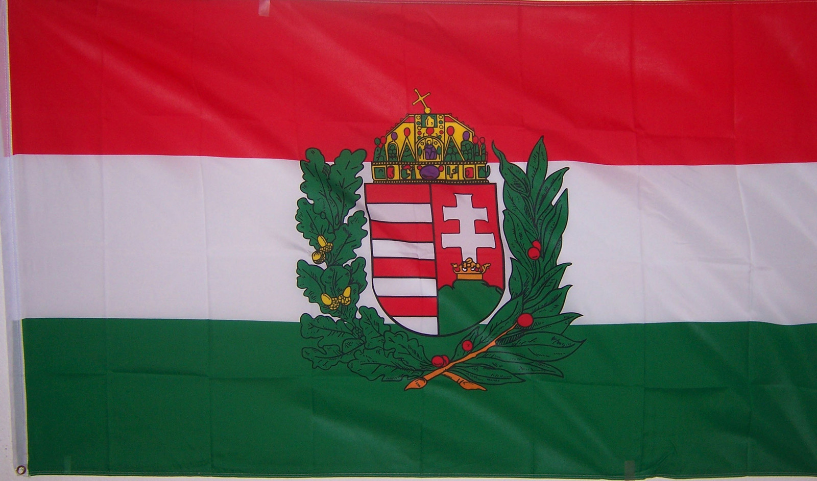 флаг венгрии с гербом