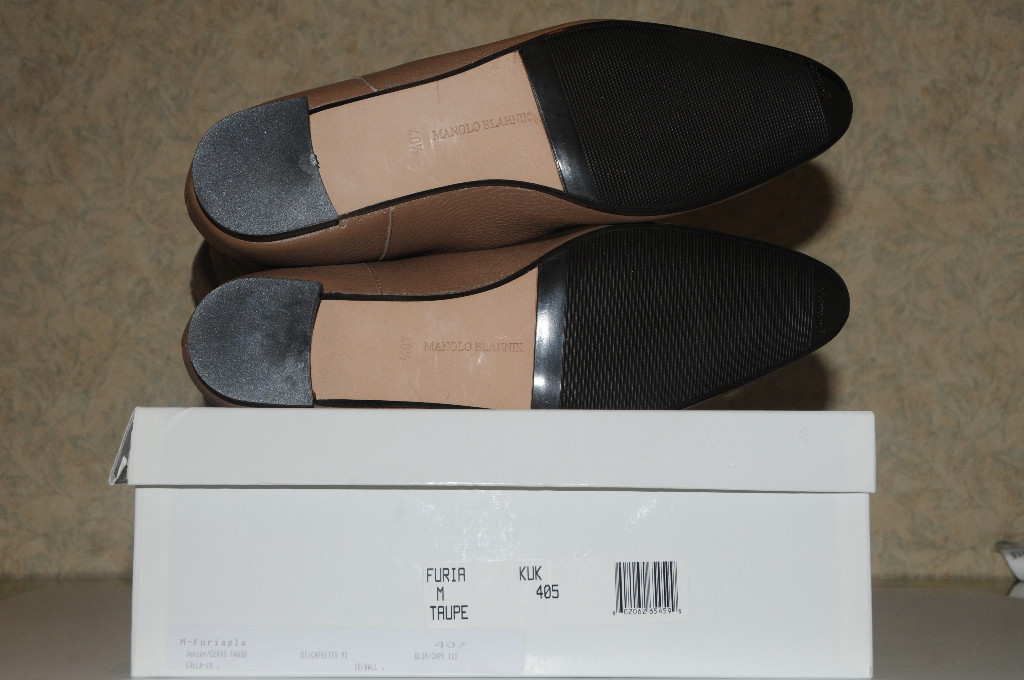 Pre-owned Manolo Blahnik $1895  Taupe Beige Navy Blue Shoes Riding Flat Boots 40.5 10