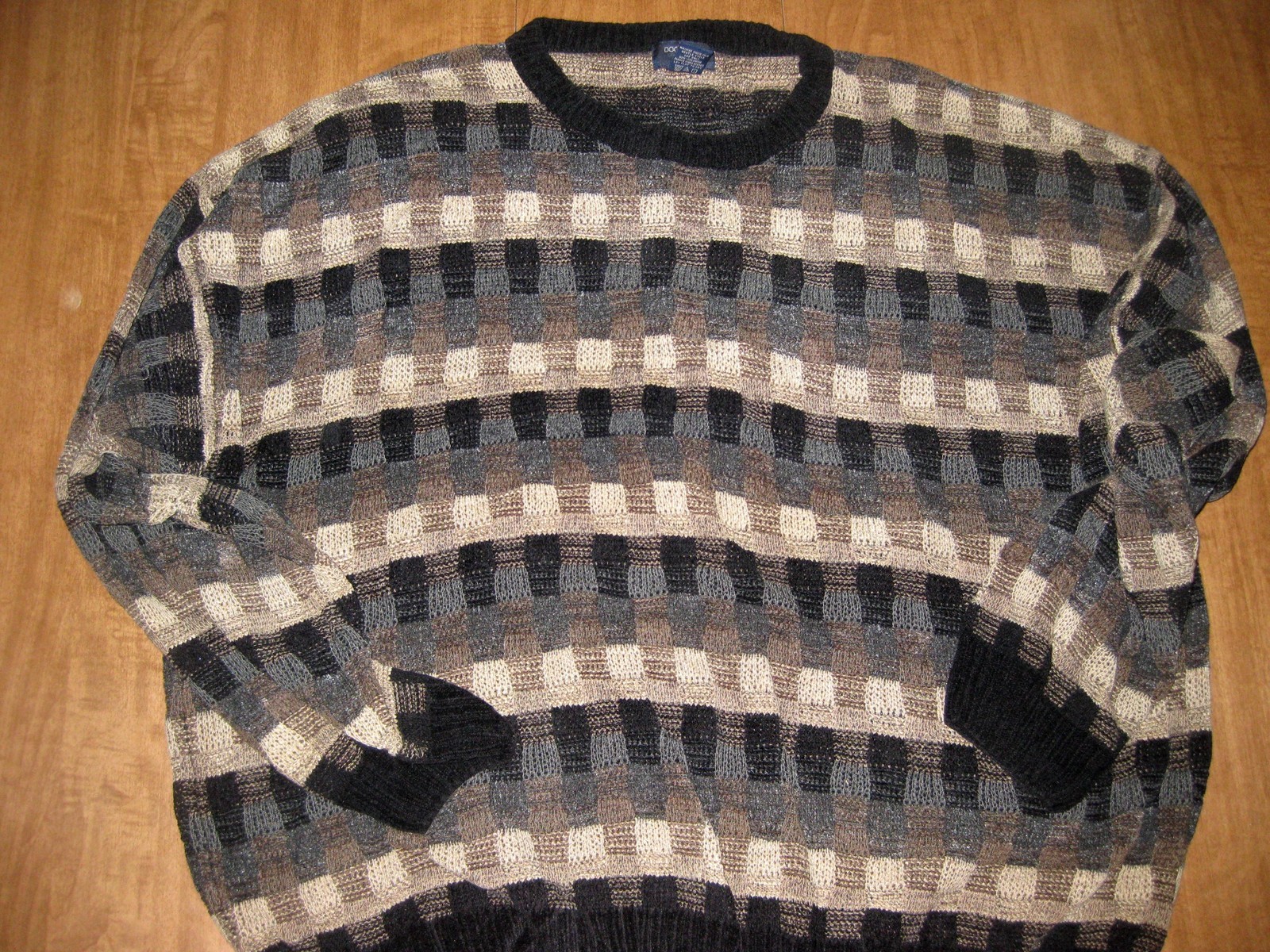 Picture 1 of 1