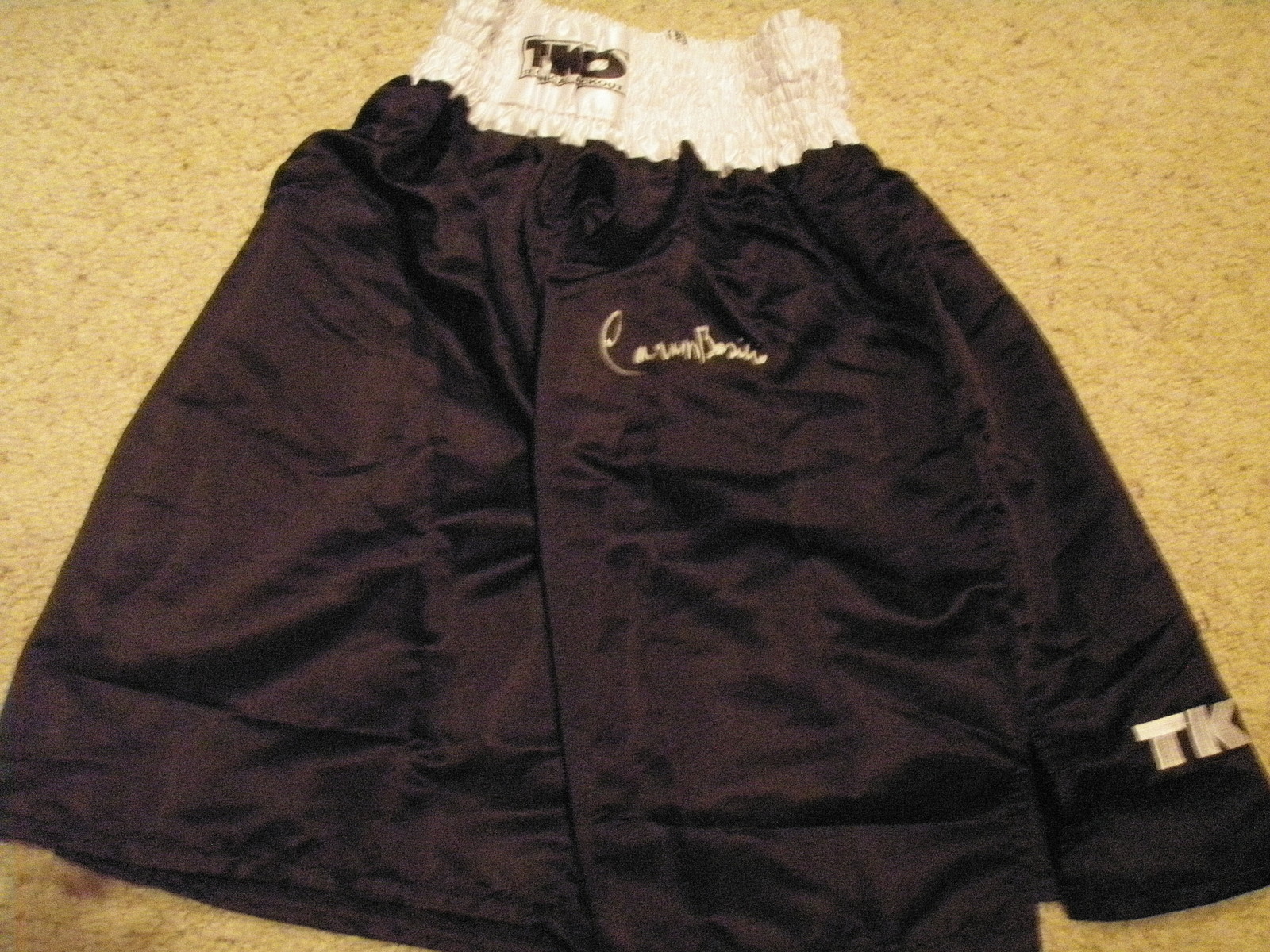 Picture 1 of 2