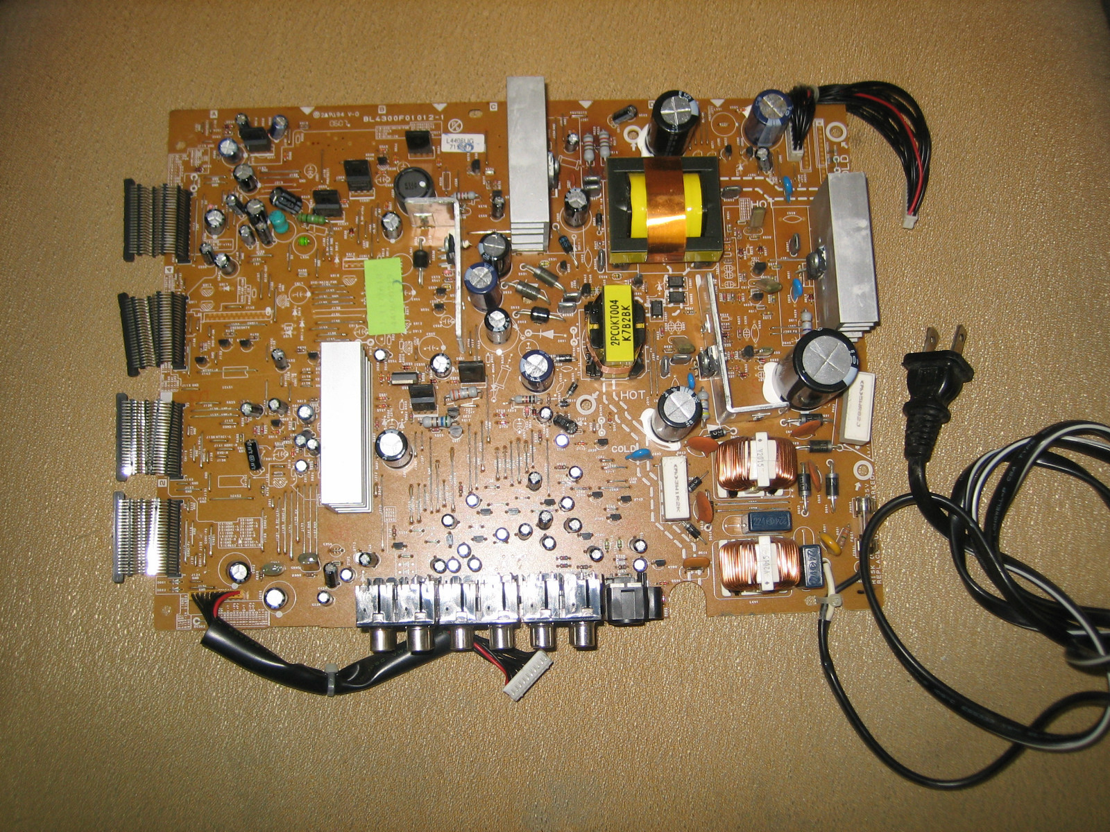Picture 1 of 1