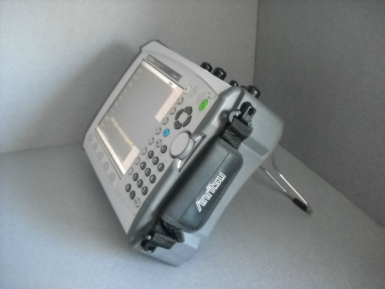 ANRITSU MS2034A VNA MASTER / SPECTRUM ANALYZER VNA 2MHz4GHz SA 9kHz