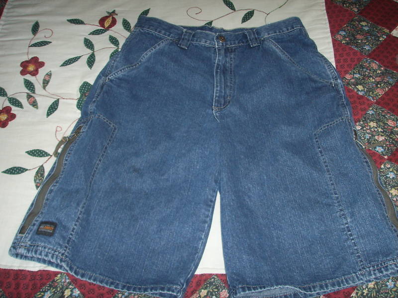 Picture 1 of 4