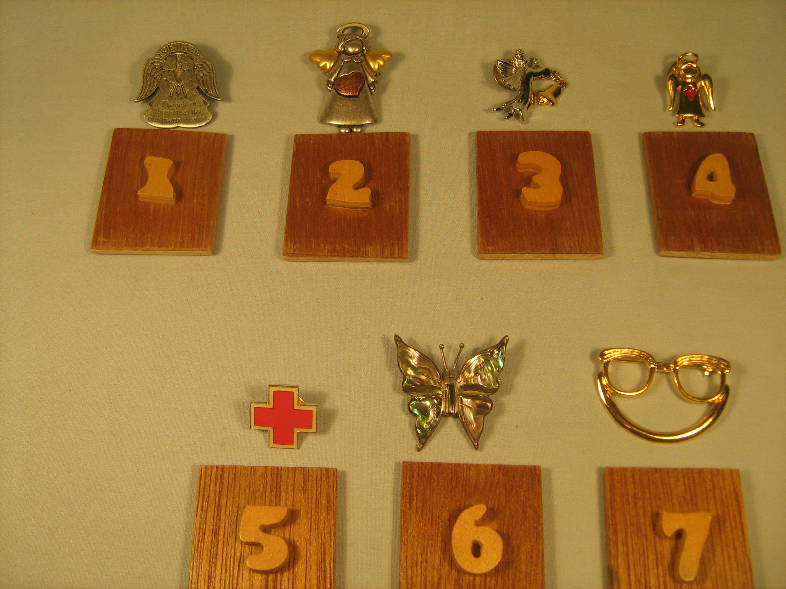Picture 1 of 8