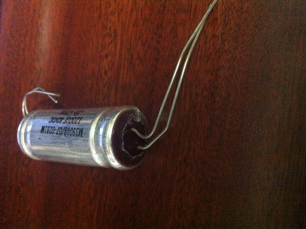 Foto 1 di 2