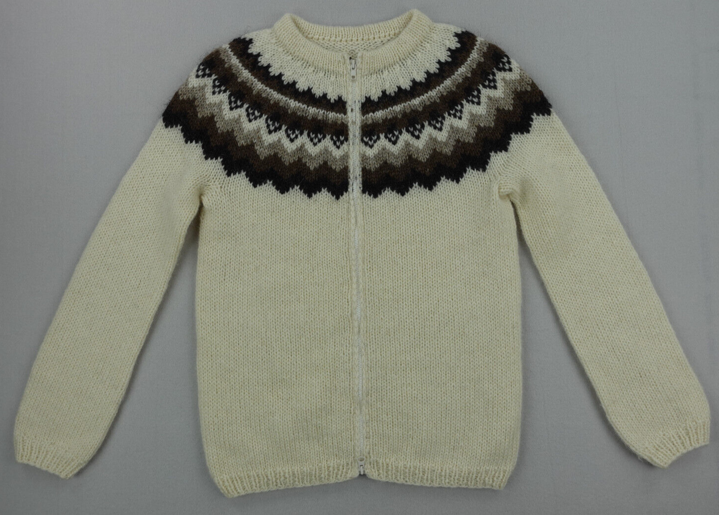 The Handknitting Association of Iceland Sweater Women Small The Handknitting Association of Iceland Sweater Women Small