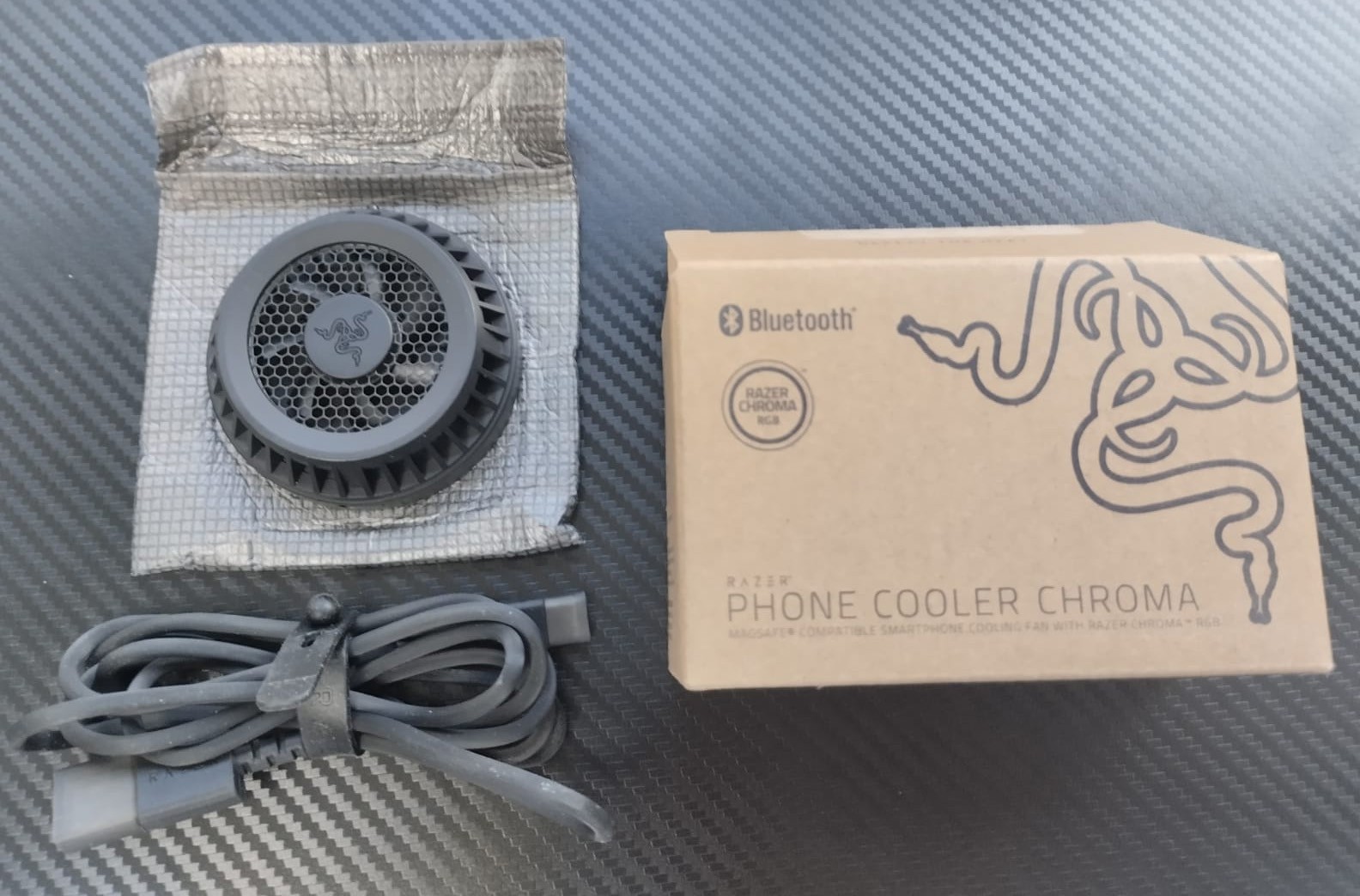 Razer Phone Cooler Chroma (MagSafe Compatible)Cooling Fan