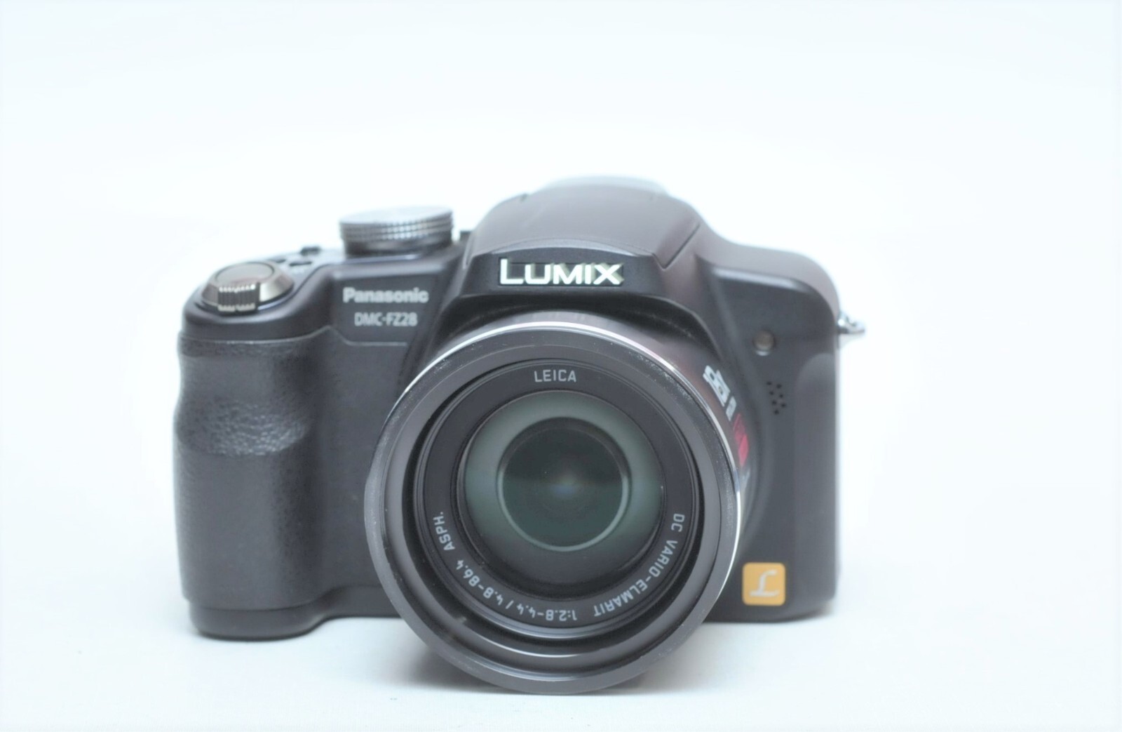 Panasonic DMC-FZ28 Digital Camera with Leica 16X Optical
