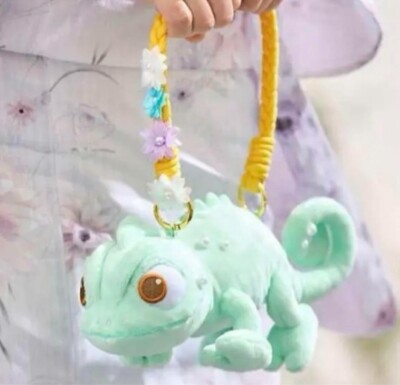 Tangled Pascal pouch with strap SUMMER FESTIVAL Rapunzel Disney Store Japan