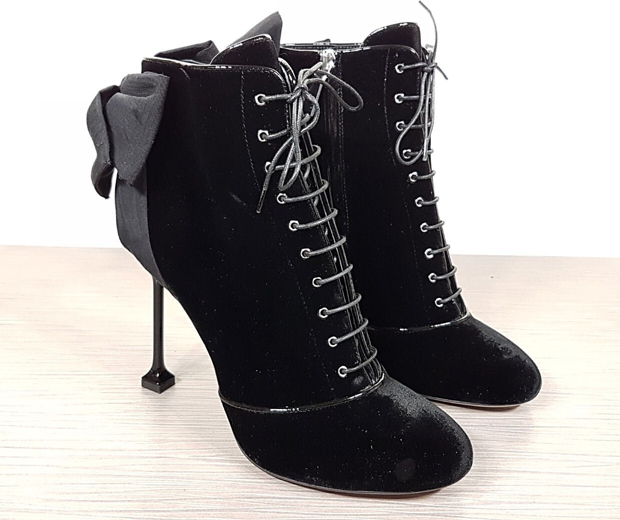 Miu Miu Bow-Back Black Velvet Side Zip Bootie 105mm Heel, Womens Size 8.5 / 38.5