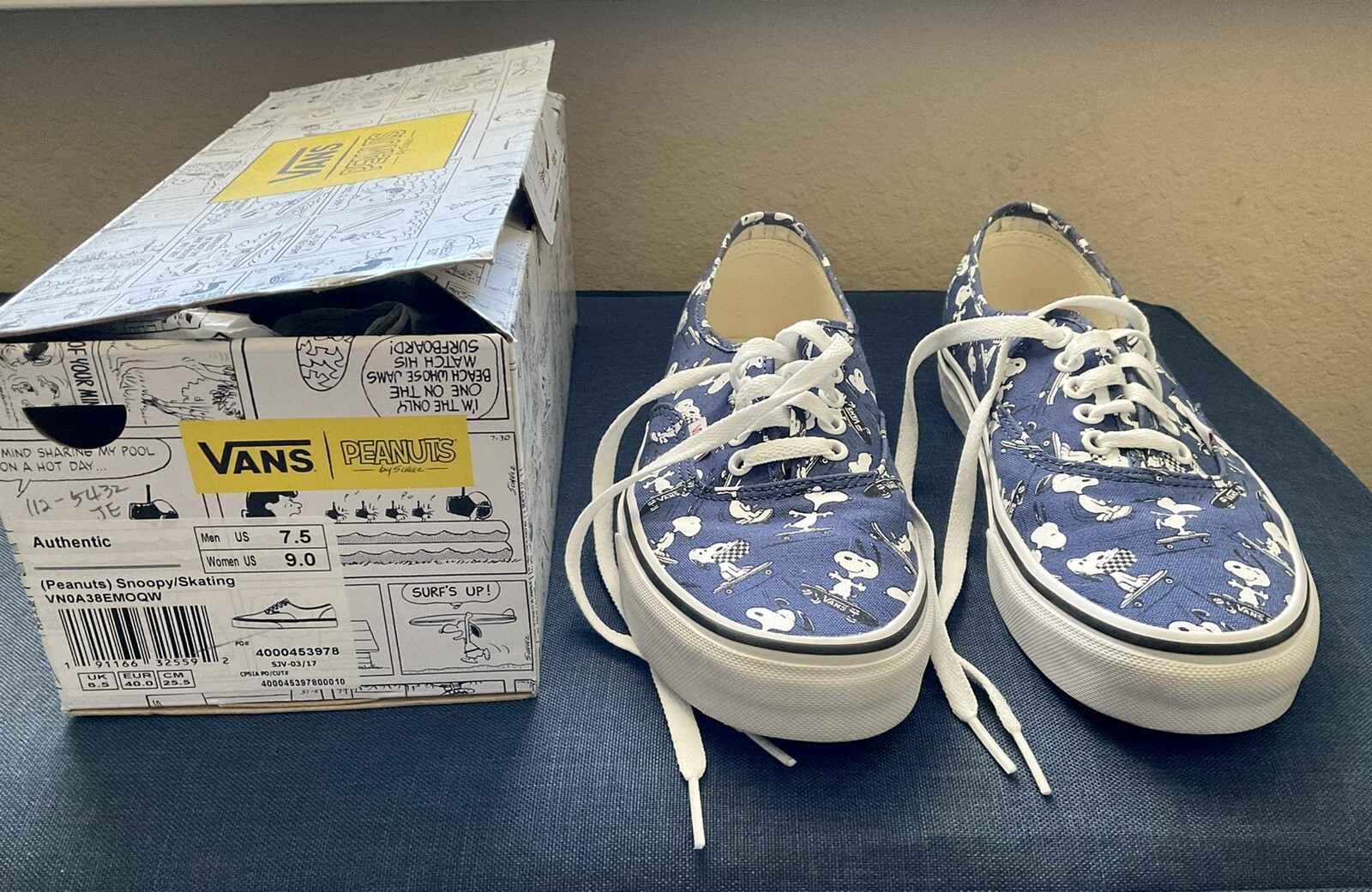 vans authentic x peanuts