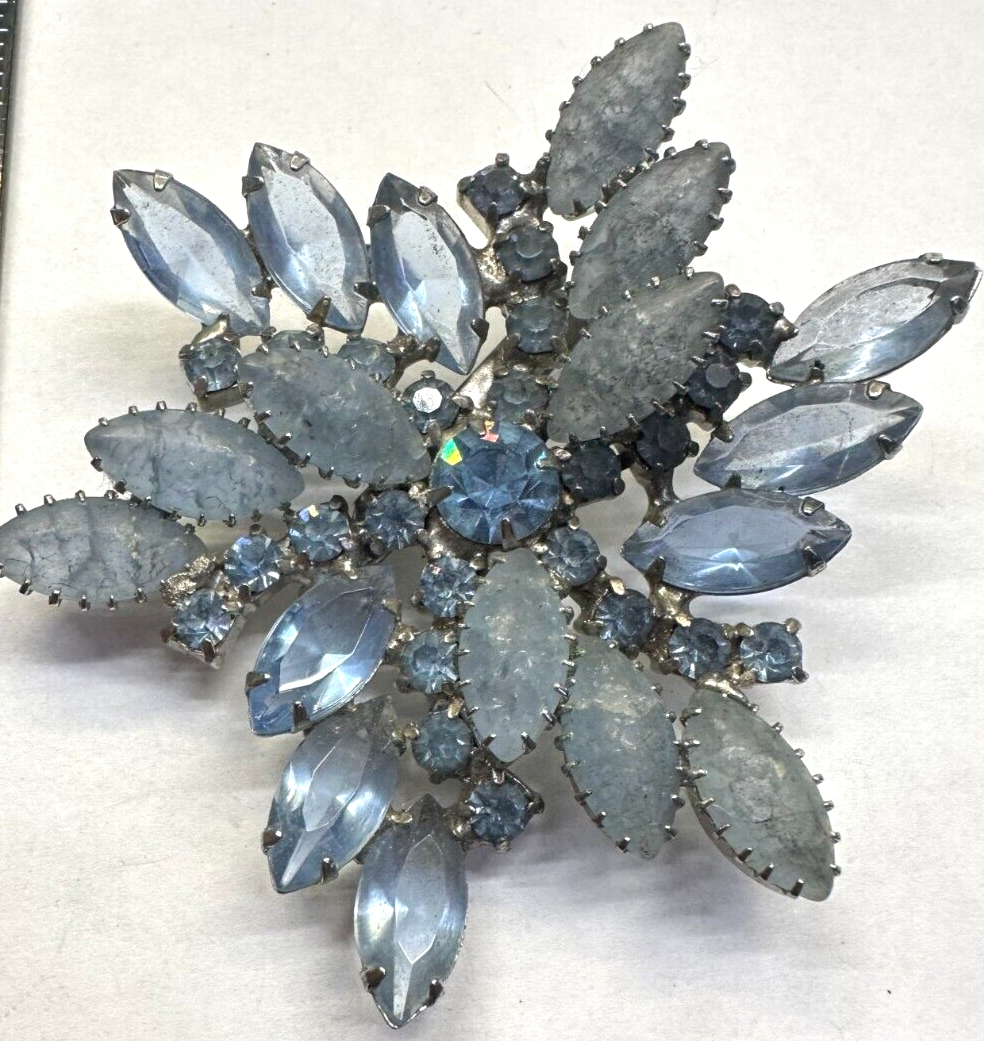 Flower Light Blue Frosted Rhinestone Vintage Pin Brooch J