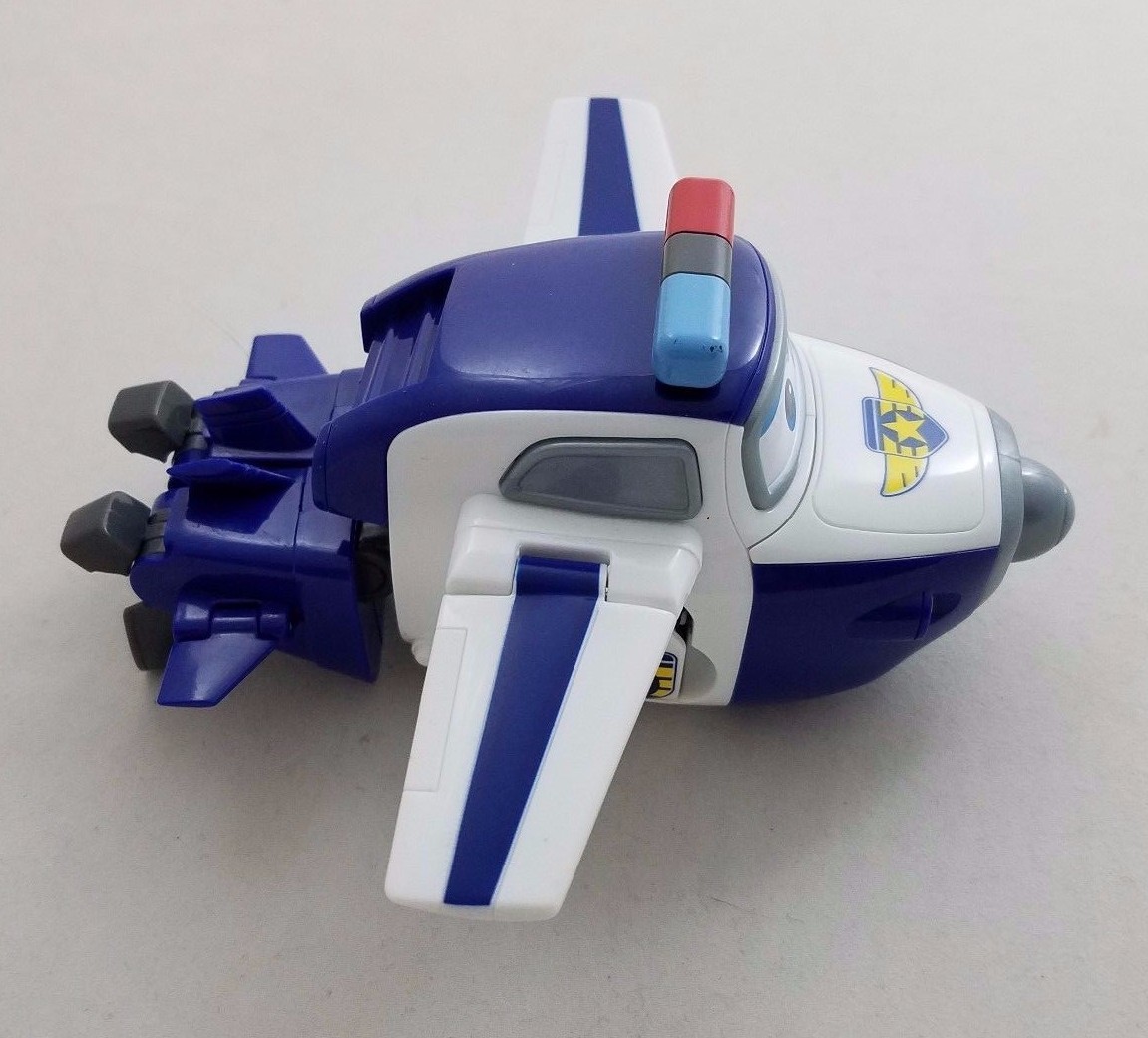 super wings police plane