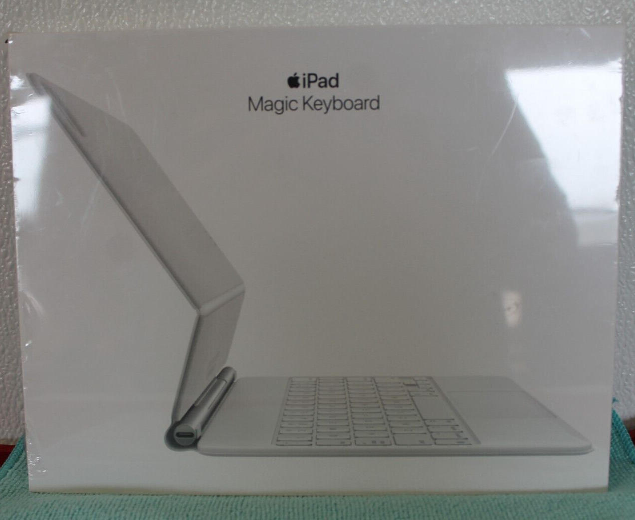 Apple Magic Keyboard - Factory Sealed MJQJ3LL/A - A2261 | eBay Apple Magic Keyboard - Factory Sealed MJQJ3LL/A - A2261 | eBay