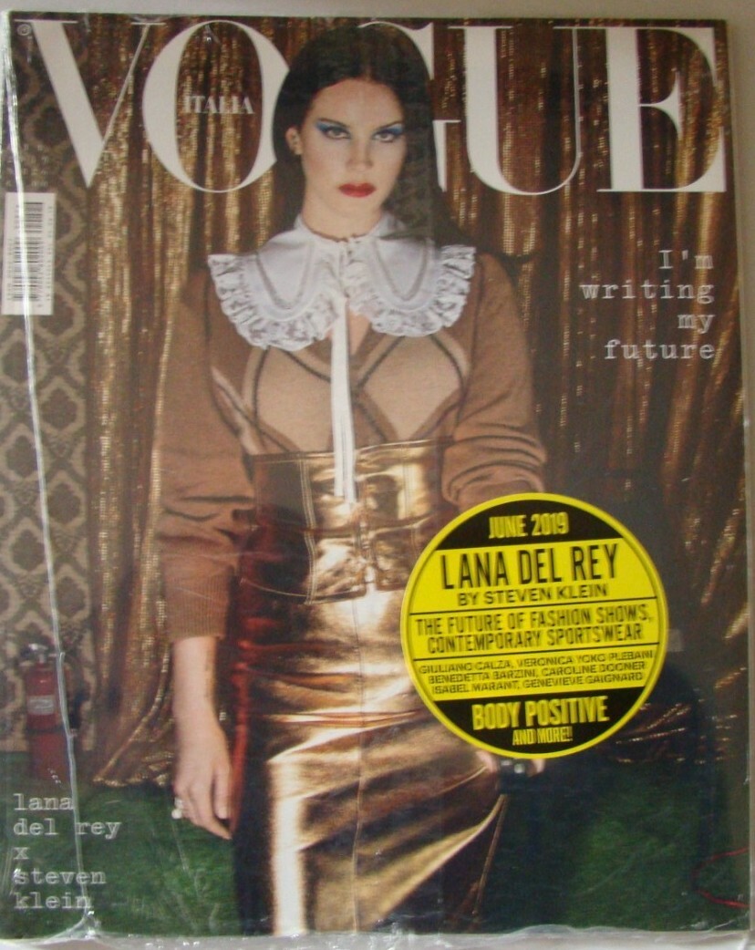 女性情報誌 Vogue Italia June 2019 Lana Del Rey LANA DEL REY by STEVEN KLEIN VOGUE Italia Magazine June 2019