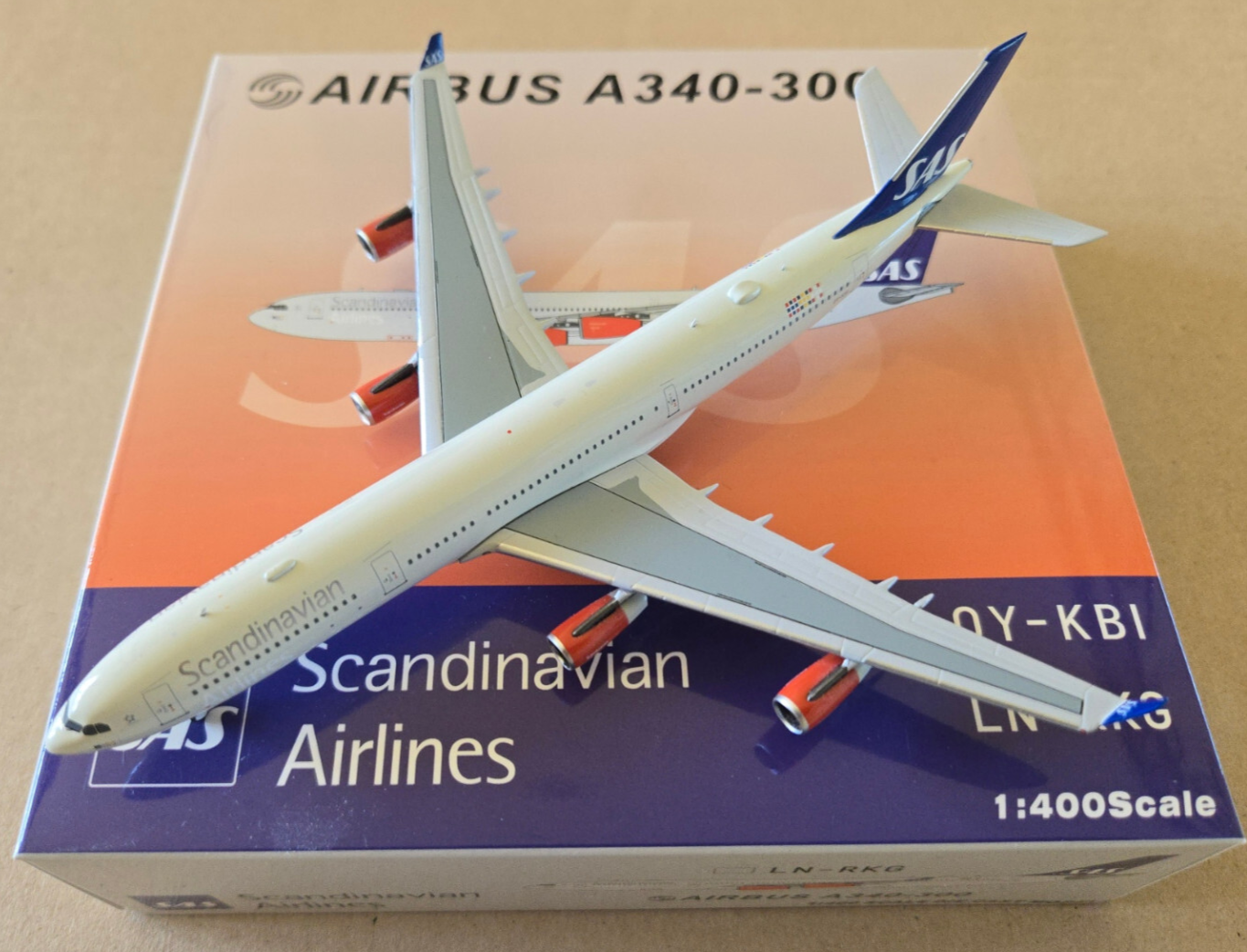 SAS航空 Aviationtag A340-300 コンビ色 $_57.PNG?set_id=880000500F
