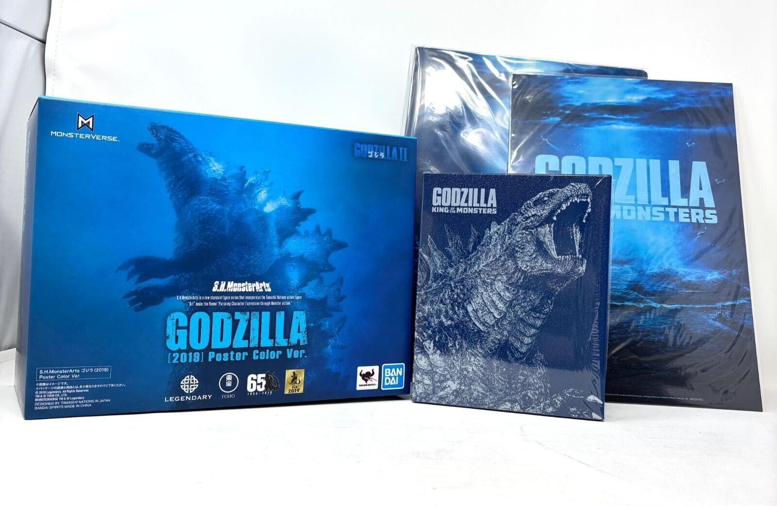 S.H.MonsterArts Godzilla 2019 Poster Color Ver Limited