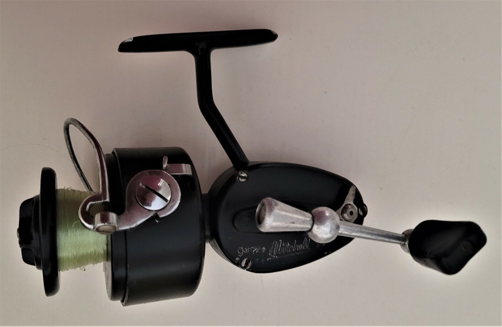 VINTAGE RARE GARCIA MITCHELL 300 SPINNING FISHING REEL MADE VINTAGE RARE GARCIA MITCHELL 300 SPINNING FISHING REEL MADE
