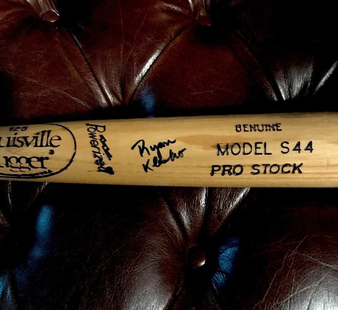 Atlanta Braves signed/game used bat lot Ryan Klesko Javy Lopez T. Wade NLCS MVP