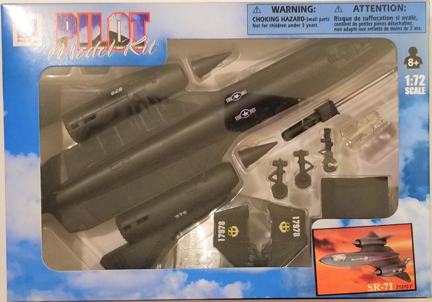 new!! SR-71 ブラックバード 1/72 New Ray - 1:72 Scale Pilot Model Kit SR-71 Blackbird