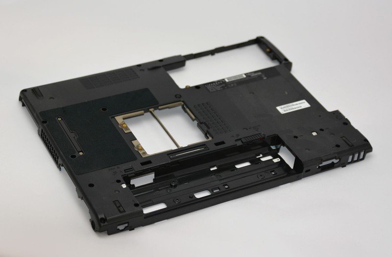 Fujitsu Lifebook E8210 BoÃ®Tier SupÃ©Rieur P/N Cp320843-2 #L320