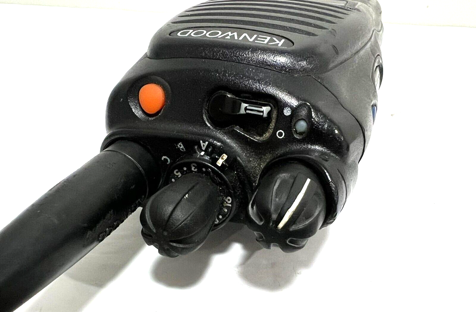 Kenwood TK-5410-K2 P25 700-800Mhz Version 3 Two Way Radio