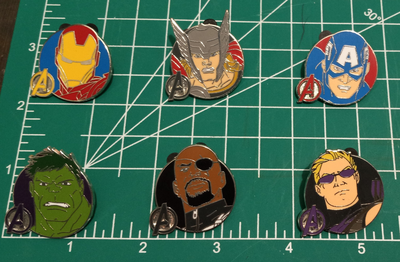 Disney Marvel Avengers Pins, Complete Set of 6, Series N556-6633-4