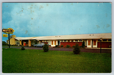 c1960s  Geneva Motel Illinois Highway Alt. 30 US Vintage Postcard