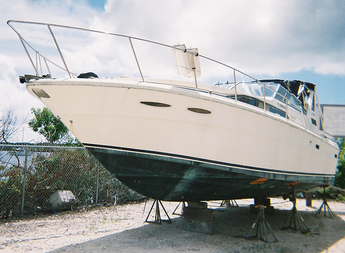 1983 Sea Ray Sundancer 340 33'6" Cabin Cruiser - Florida