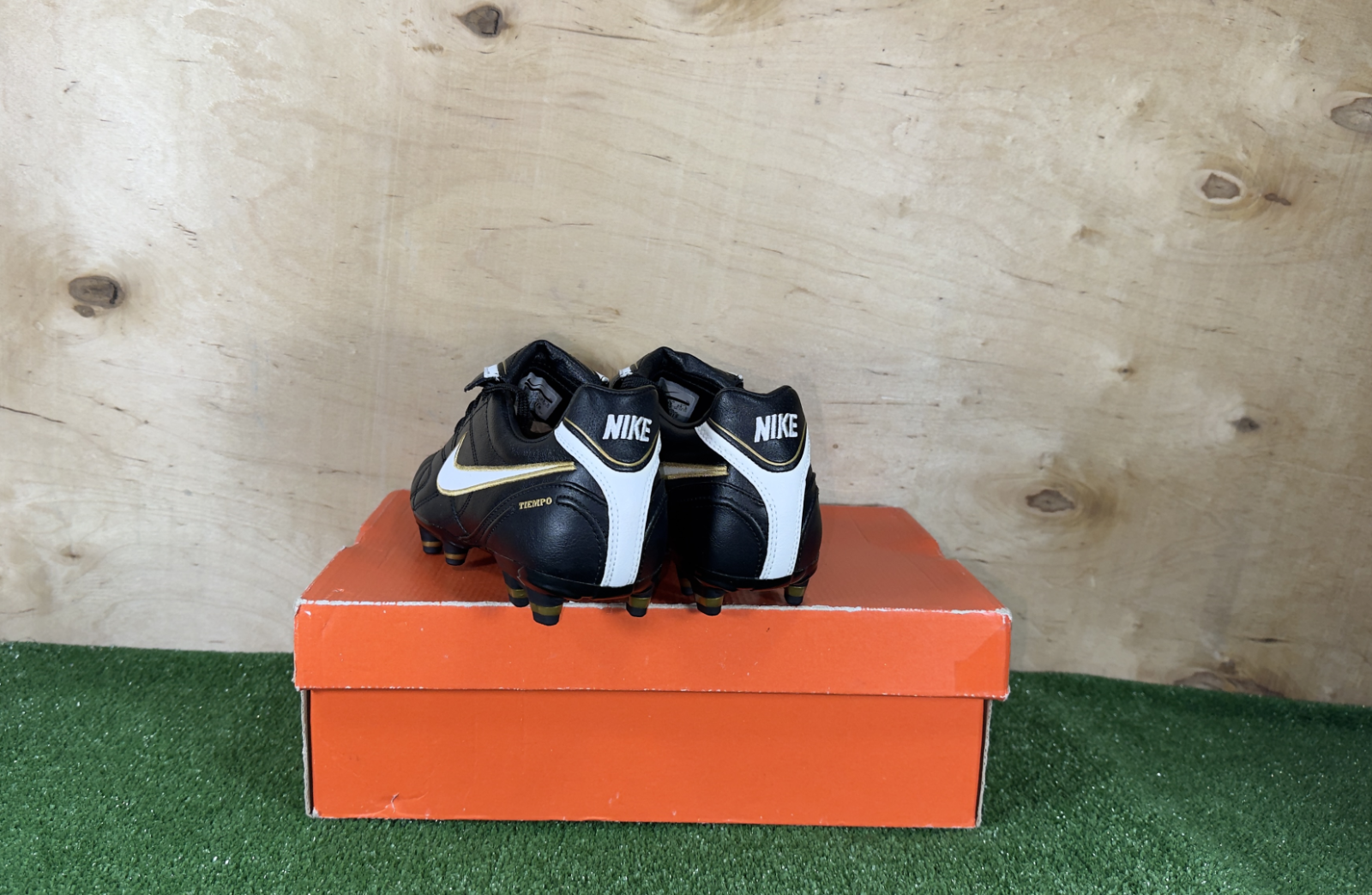 Nike Tiempo Mystic III FG 366180-018 Black boots Cleats mens Football/Soccers